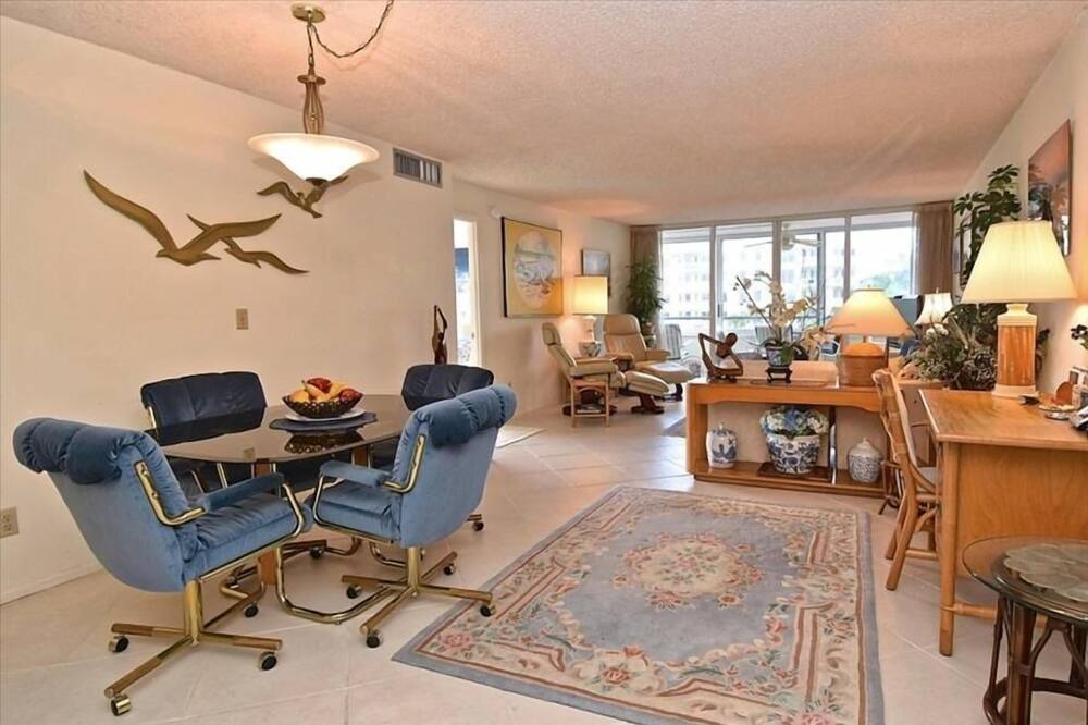 Photo of Bedroom in Siesta Key