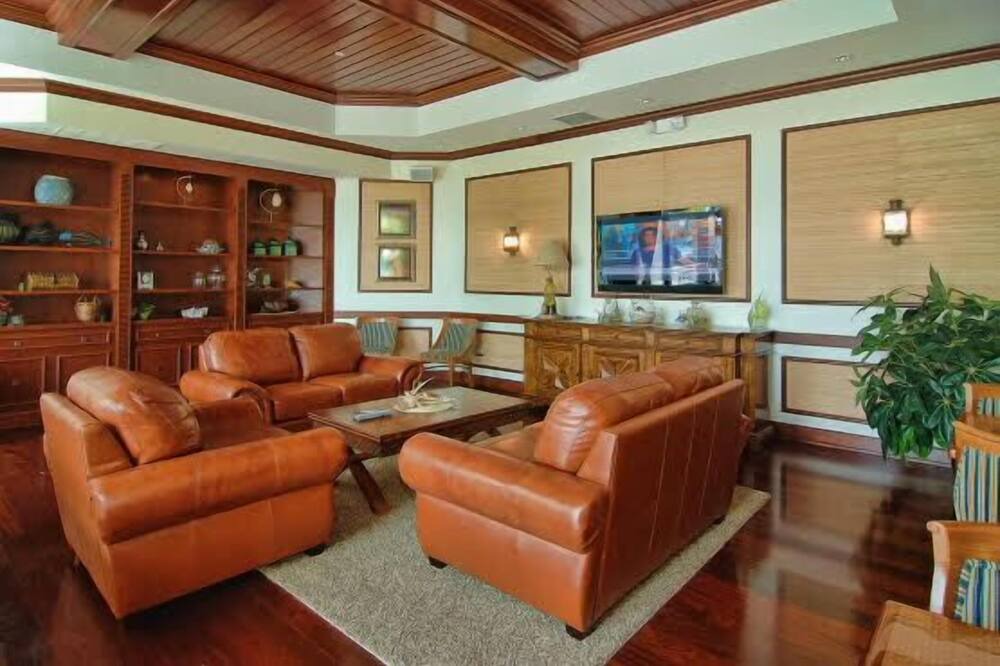 Photo of Livingroom in Stuart