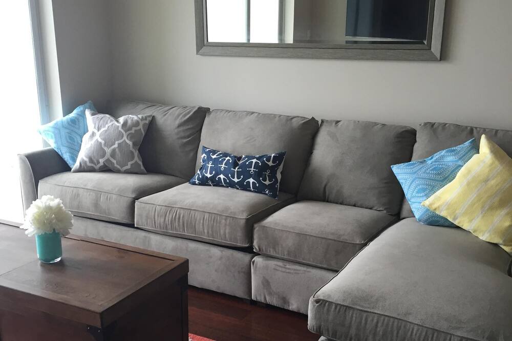 Photo of Livingroom in Stuart