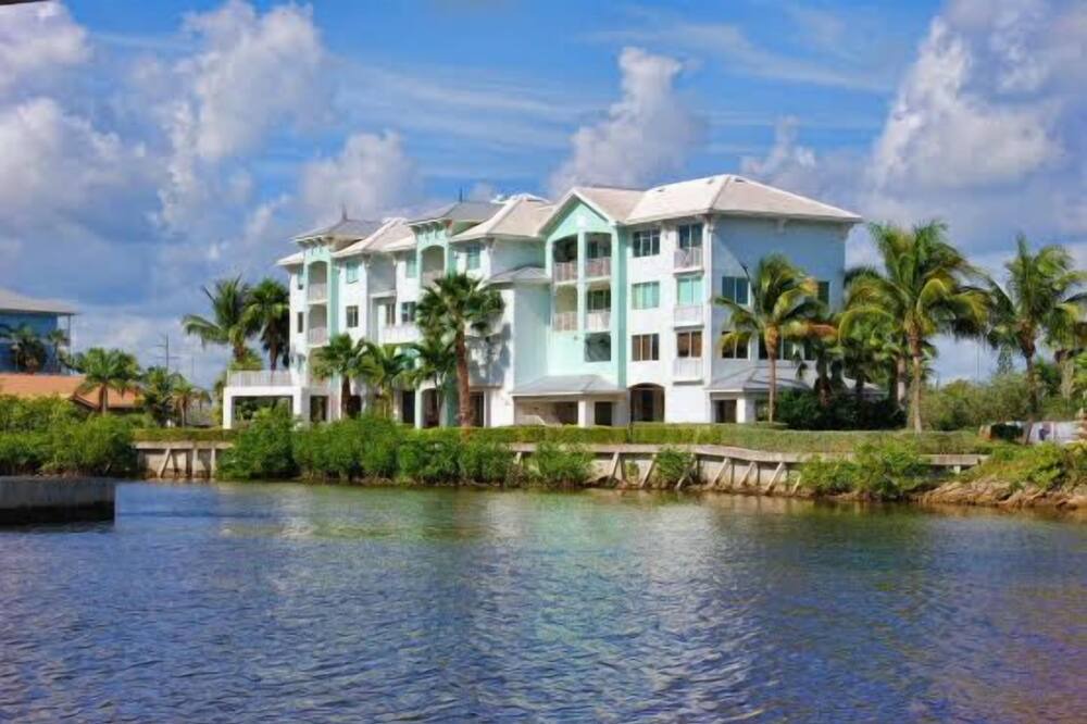 Photo of Outdoor in Stuart