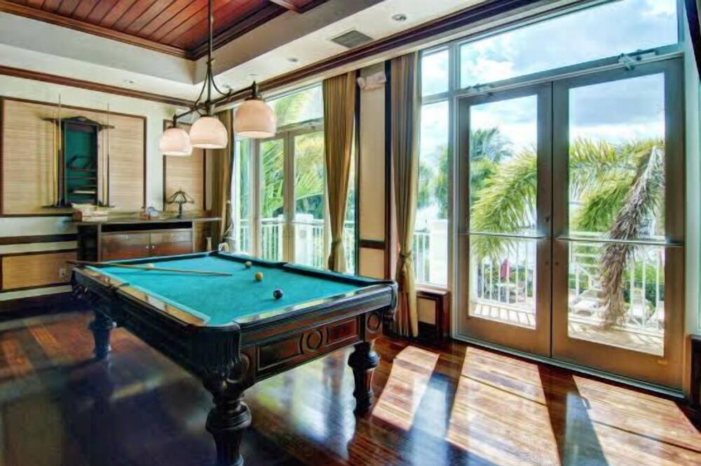 Photo of Bedroom in Stuart