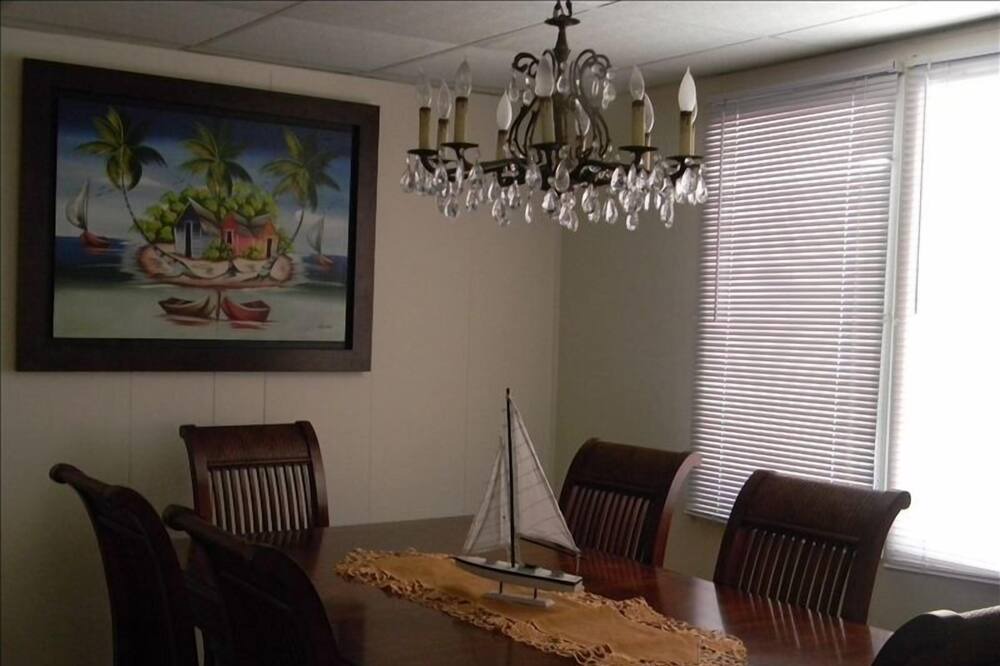 Photo of Kitchen in Key Largo Village