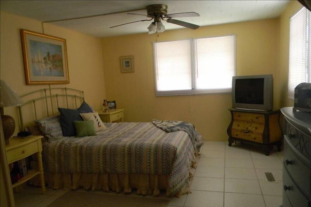 Photo of Bedroom in Key Largo Village