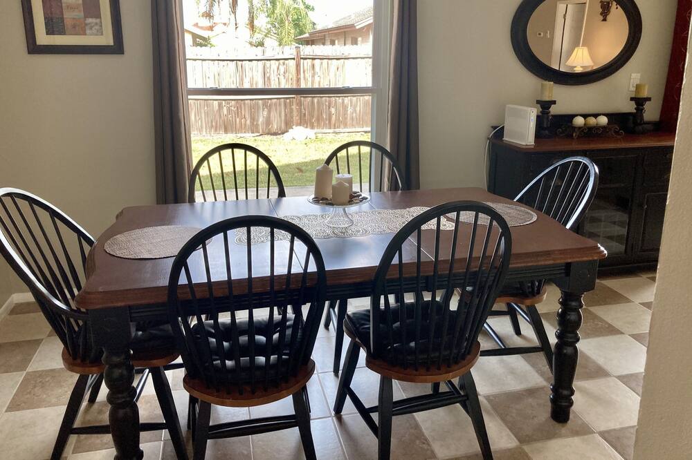 Photo of Livingroom in Indian Wells