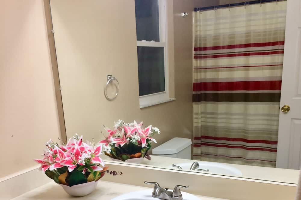 Photo of Bathroom in Indian Wells