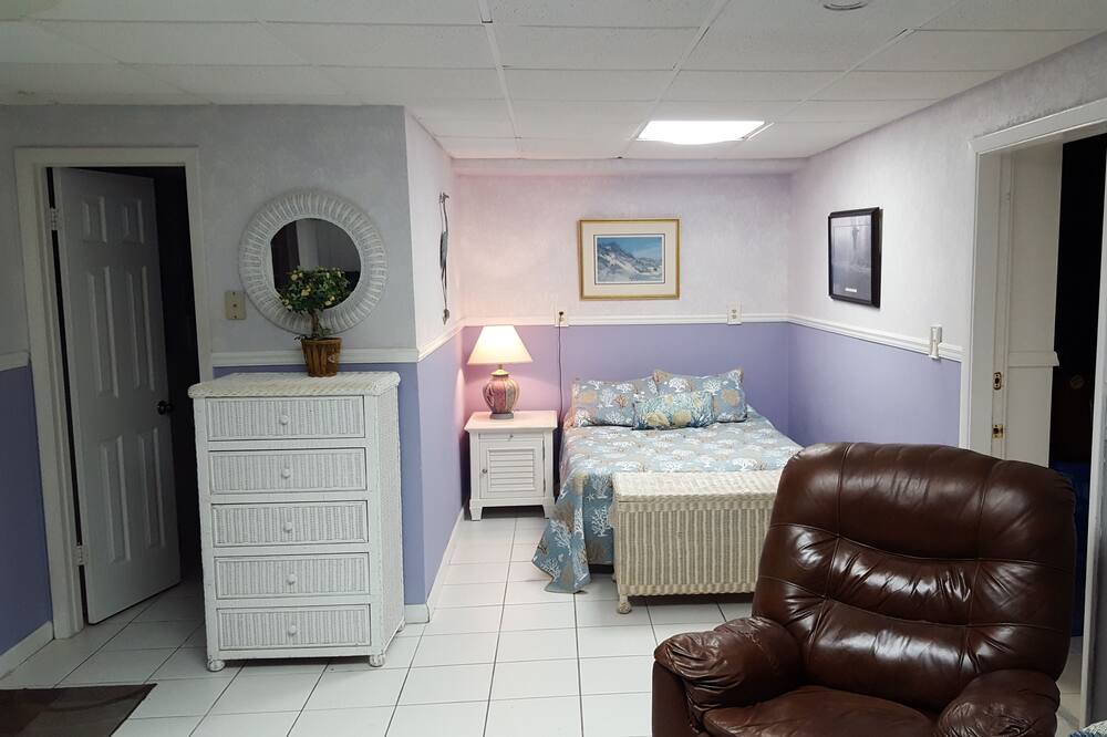 Photo of Bedroom in Marathon