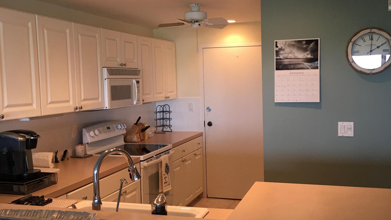 Photo of Kitchen in Isles of Capri