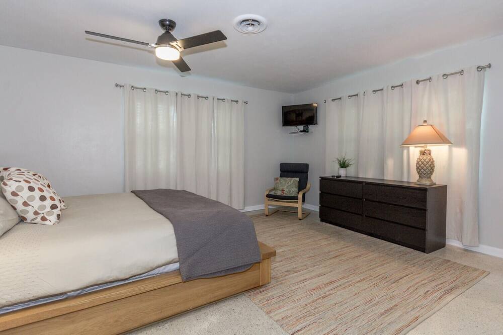 Photo of Bedroom in Singer Island