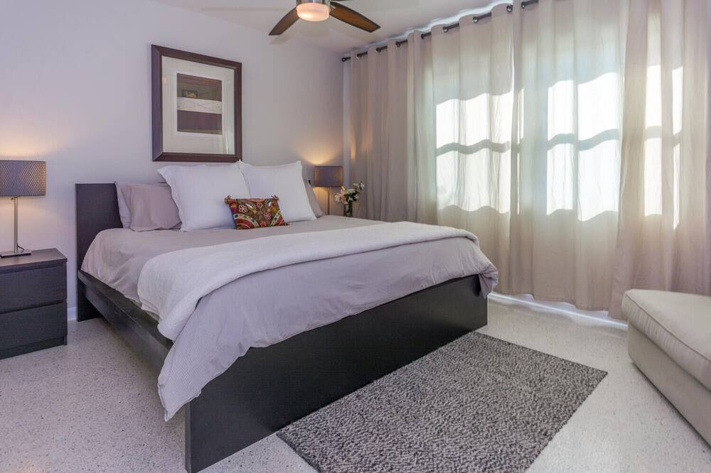 Photo of Bedroom in Singer Island