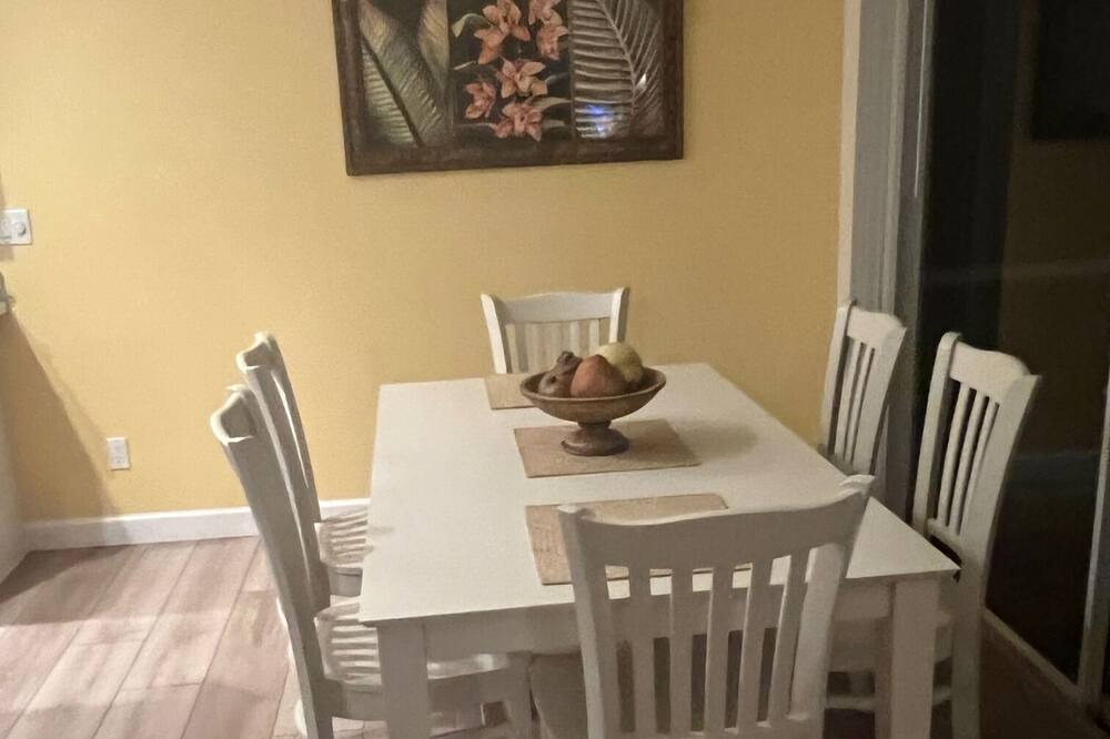 Photo of Kitchen in Falcons Glen