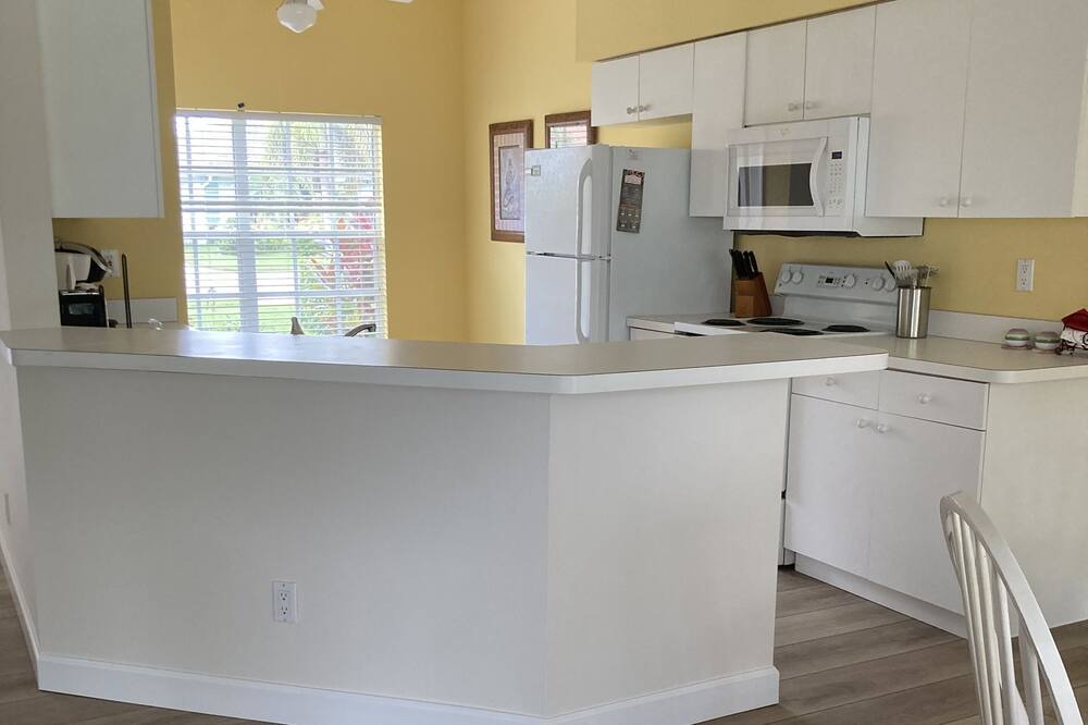 Photo of Kitchen in Falcons Glen