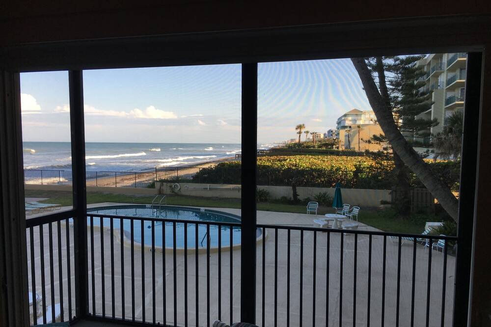 Photo of Patio Balcony in South Patrick Shores