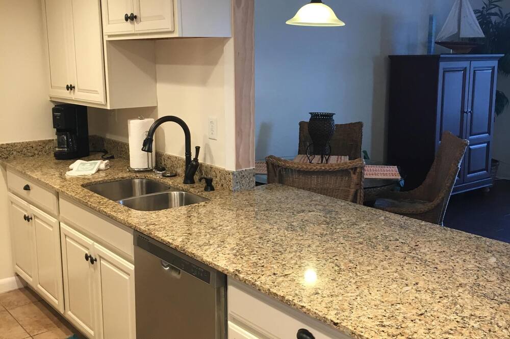 Photo of Kitchen in South Patrick Shores