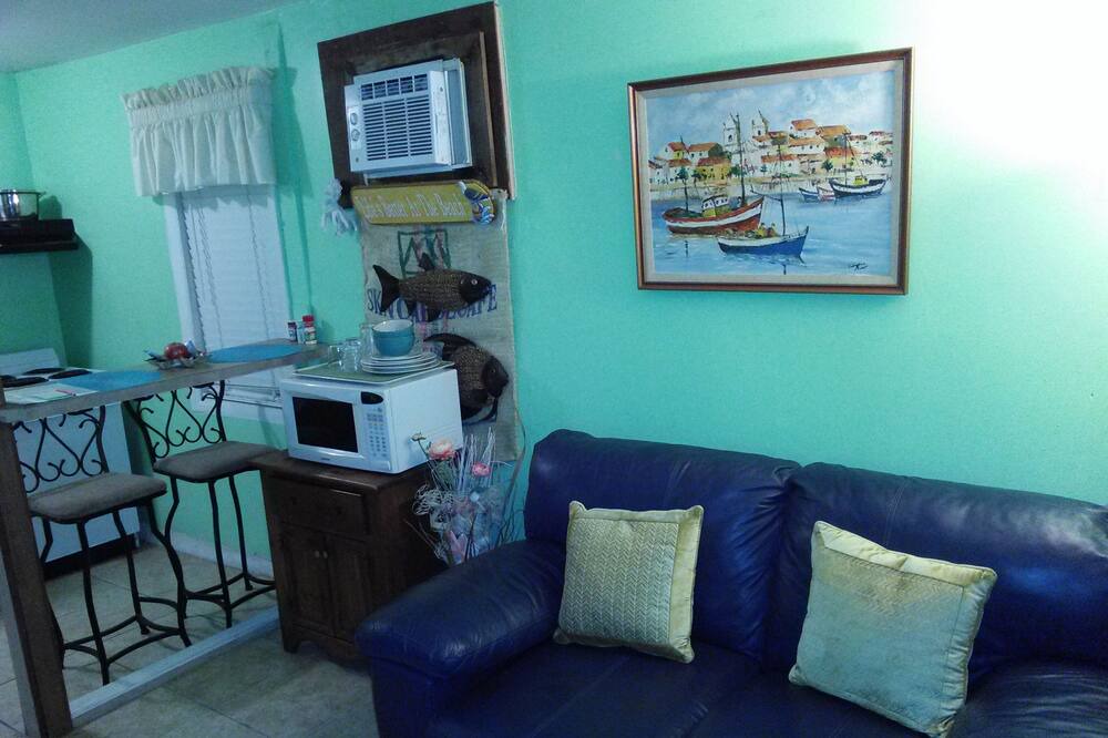 Photo of Livingroom in Lake Wales