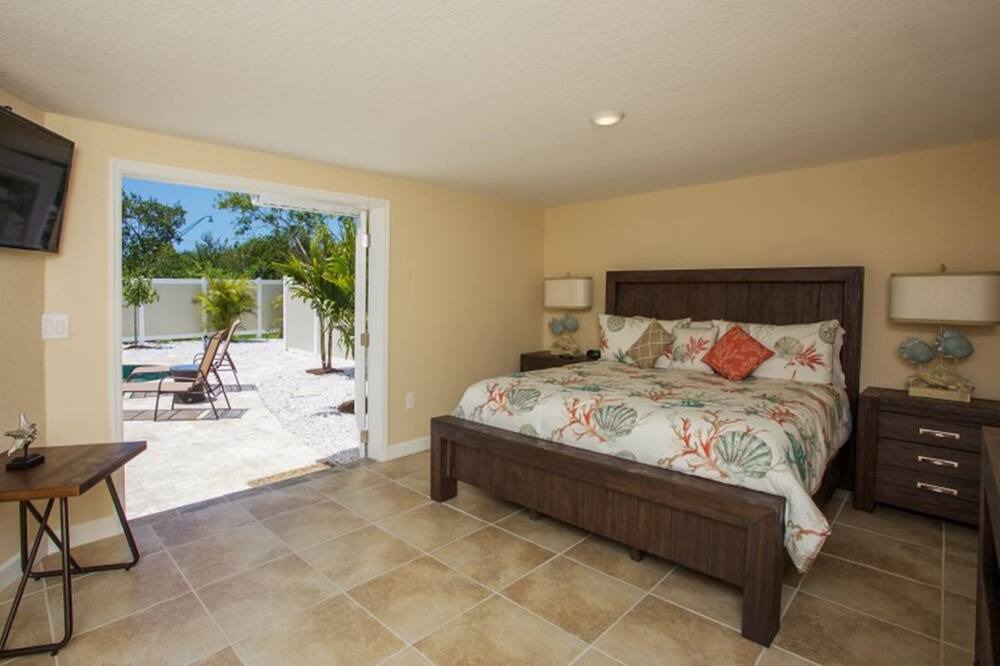 Photo of Bedroom in Englewood