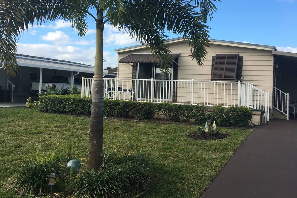 Photo of Others in Hobe Sound
