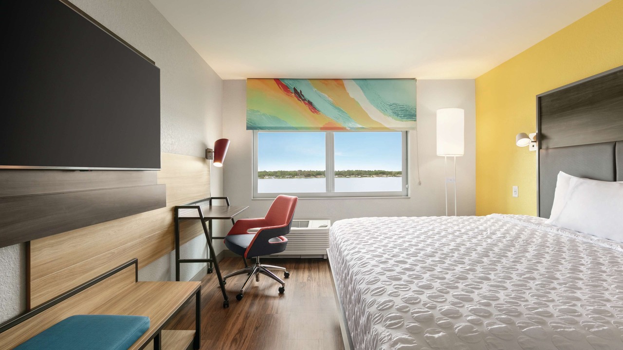 Photo of Bedroom in Sebring