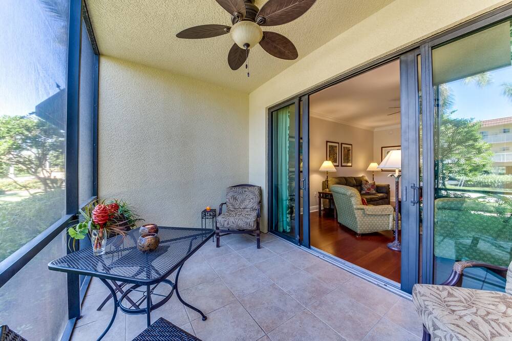 Photo of Patio Balcony in Royal Harbor