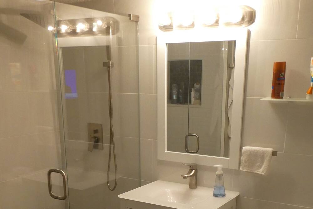 Photo of Bathroom in Fort Myers Beach
