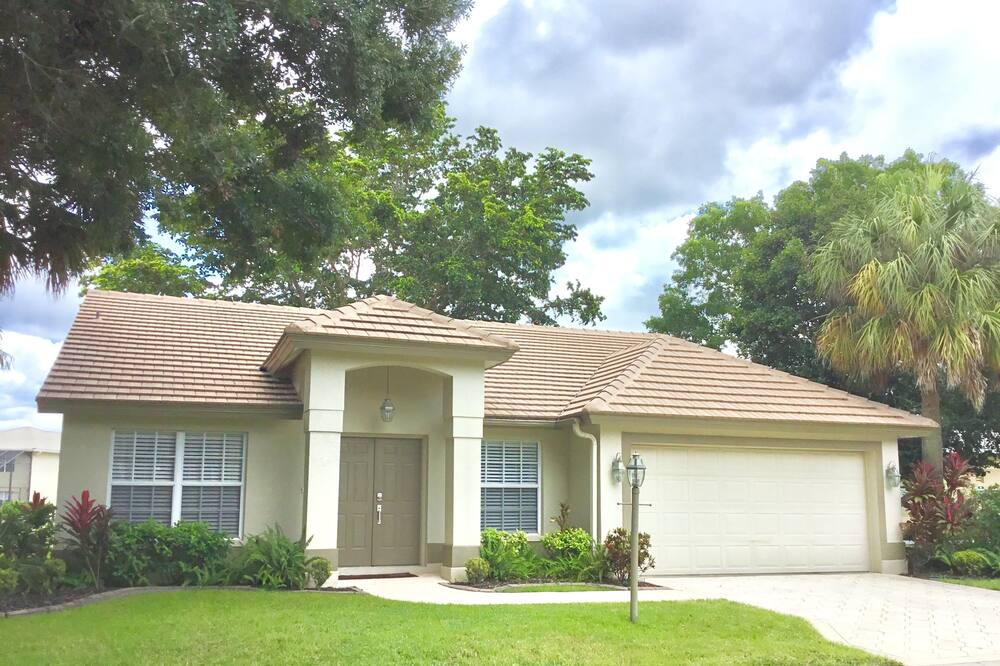 Photo of Outdoor in Gateway