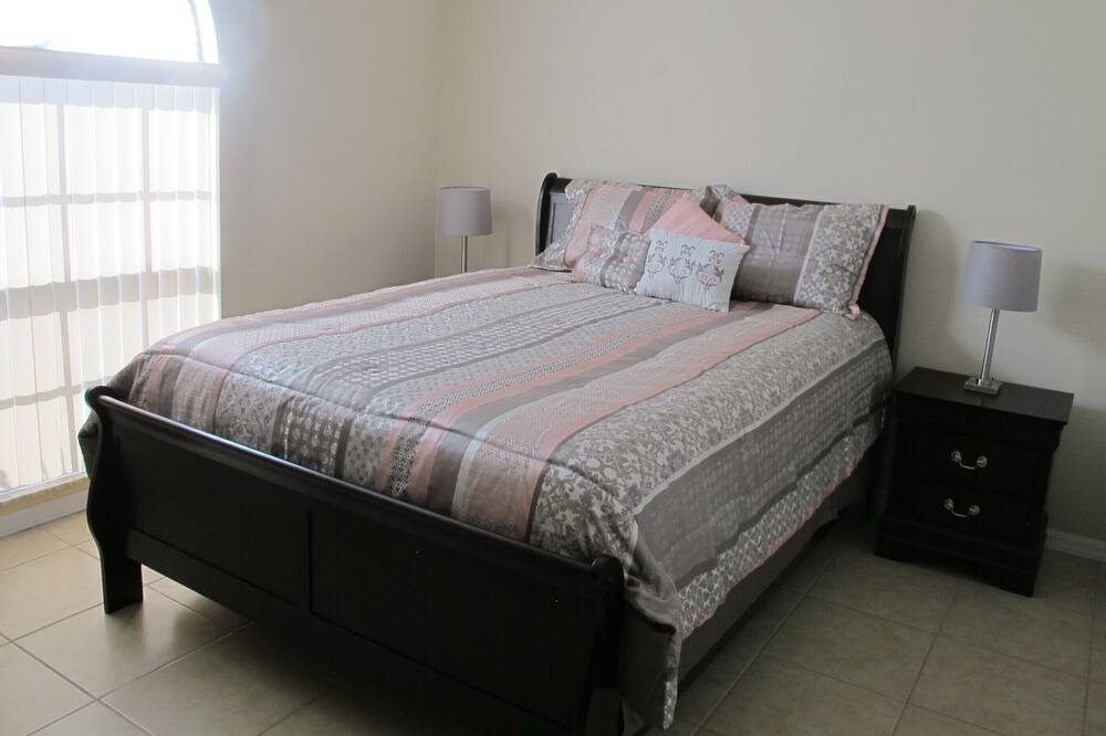 Photo of Bedroom in Indian Wells