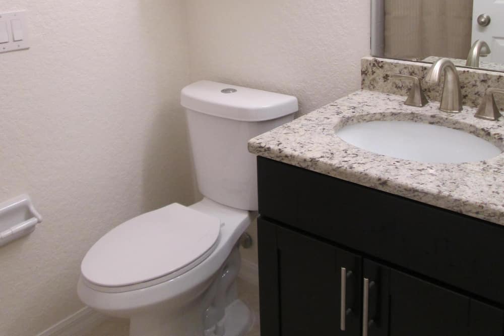Photo of Bathroom in Regal Palms