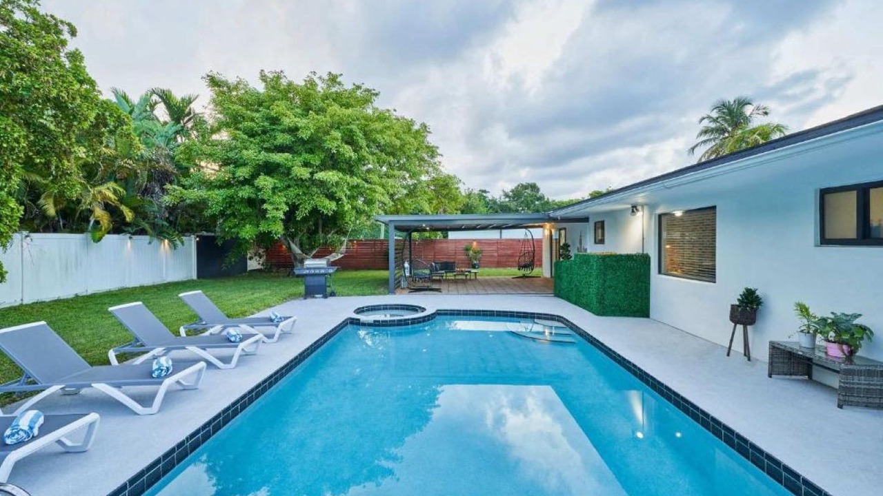 Photo of Outdoor in North Miami Beach
