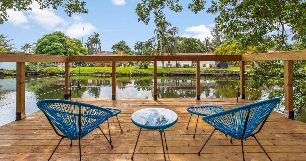 Photo of Patio Balcony in El Portal