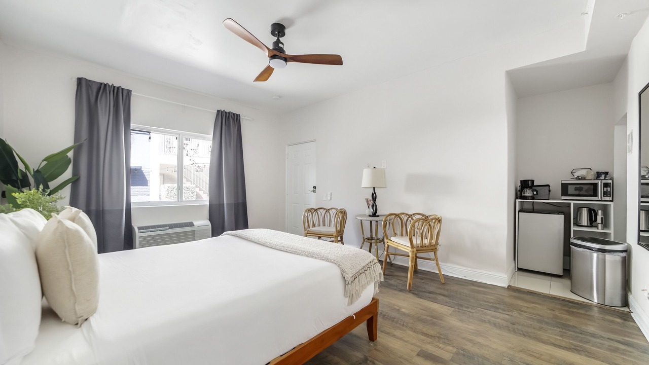 Photo of Bedroom in North Beach
