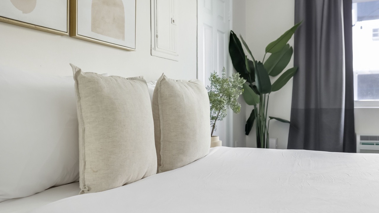Photo of Bedroom in North Beach