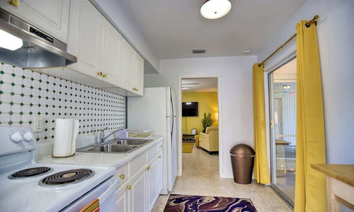 Photo of Others in Gulf Gate Estates