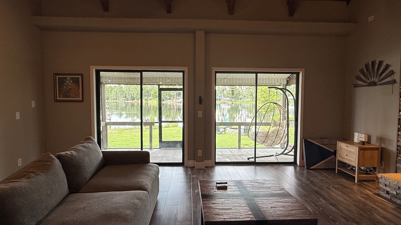 Photo of Livingroom in Lutz