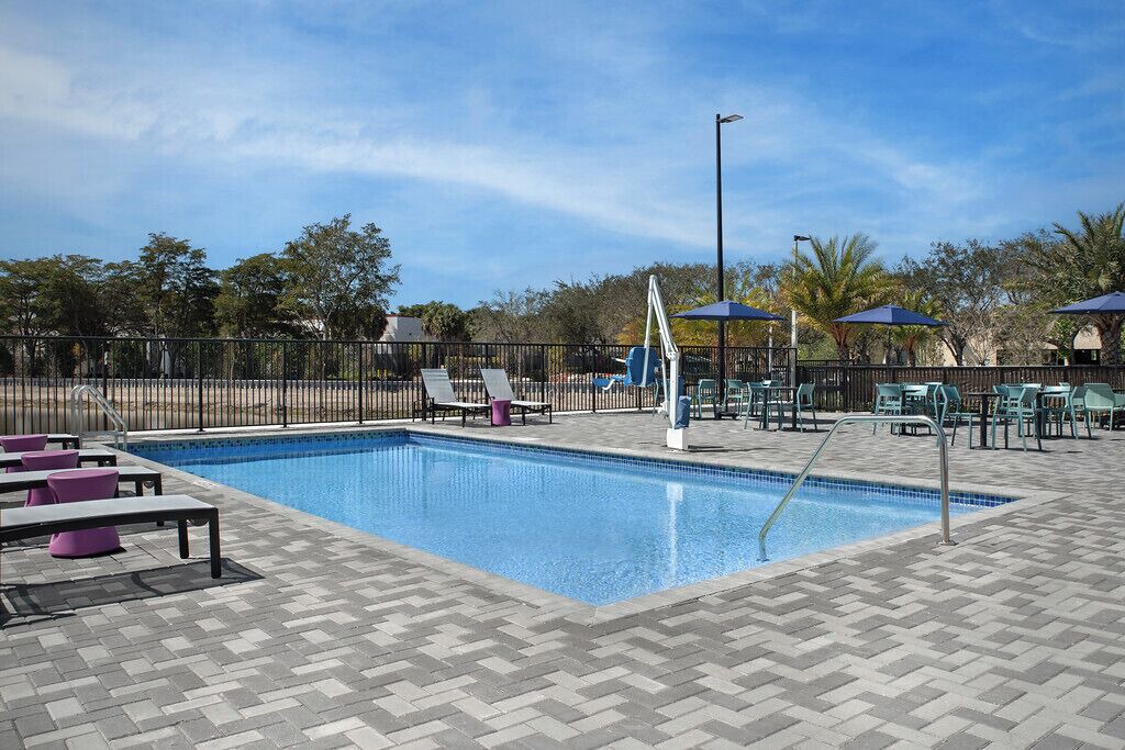 Photo of Outdoor in Weston