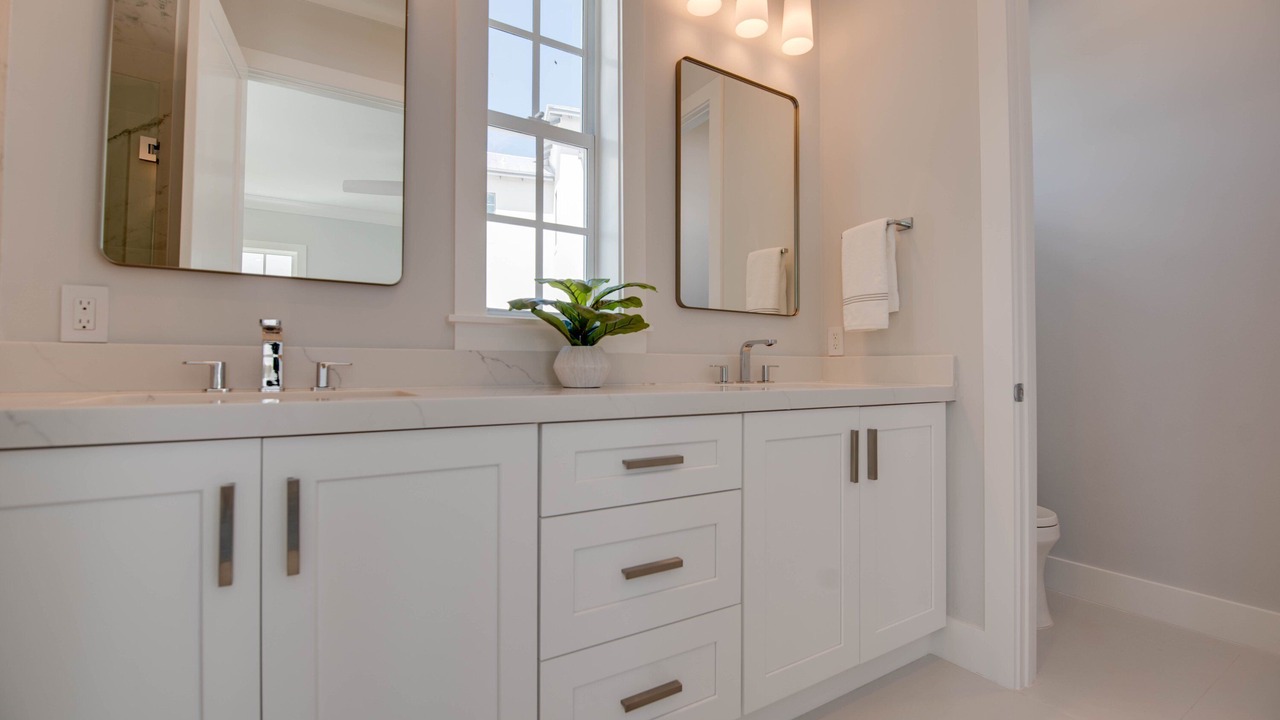 Photo of Bathroom in Marathon