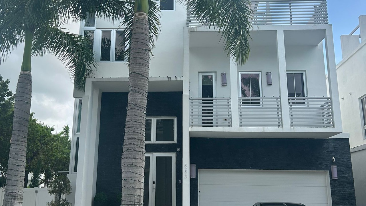 Photo of Outdoor in Doral