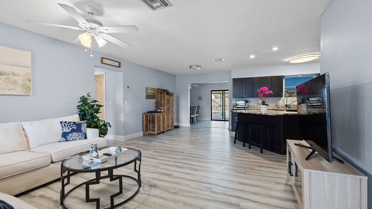 Photo of Livingroom in Indian River Estates