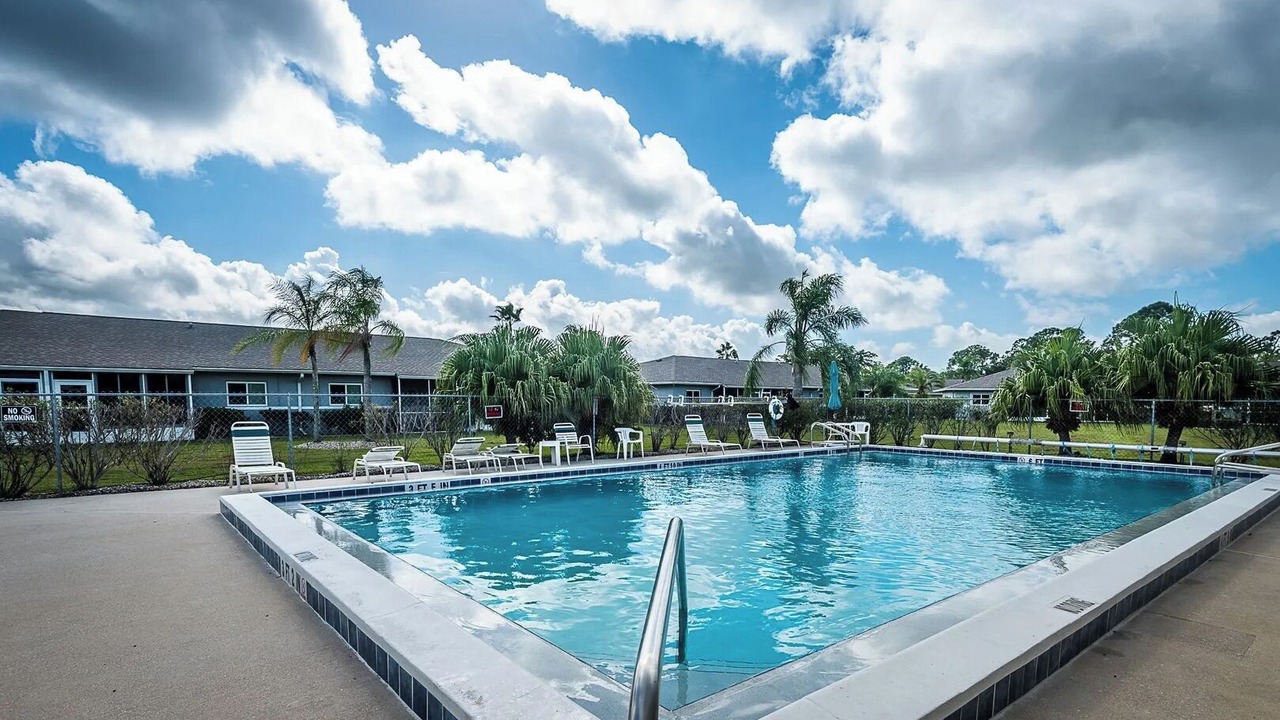 Photo of Outdoor in Lake Suzy