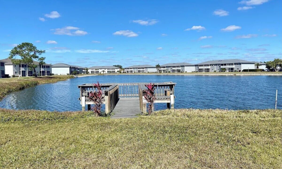 Photo of Others in Lake Suzy