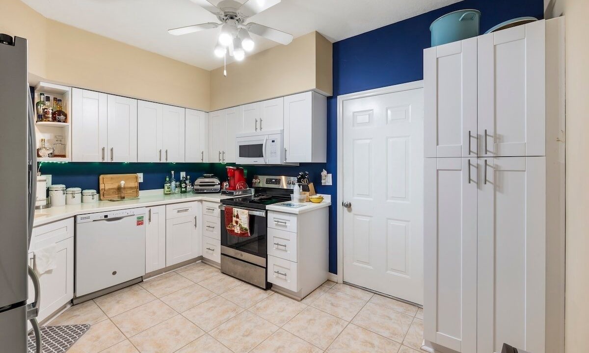 Photo of Kitchen in Tara Golf and Country Club