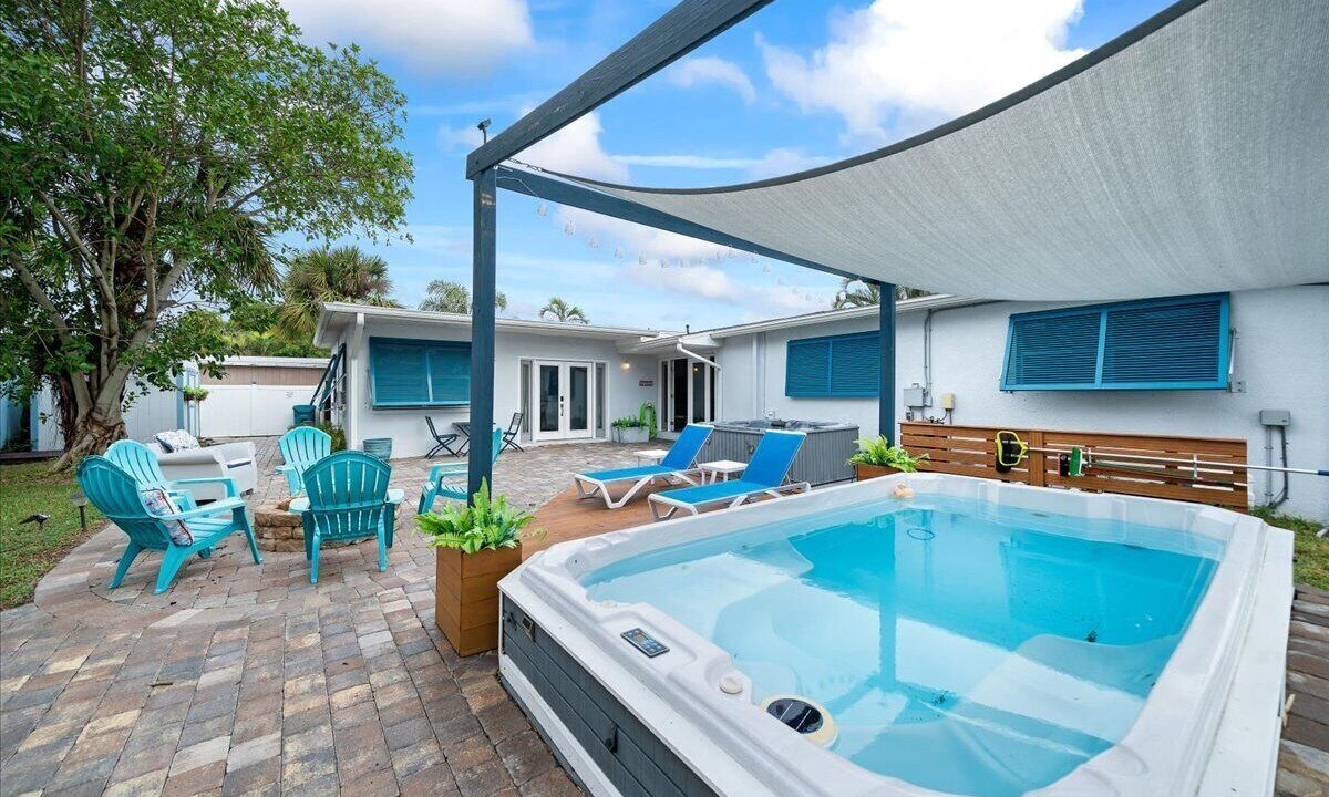 Photo of Patio Balcony in South Patrick Shores