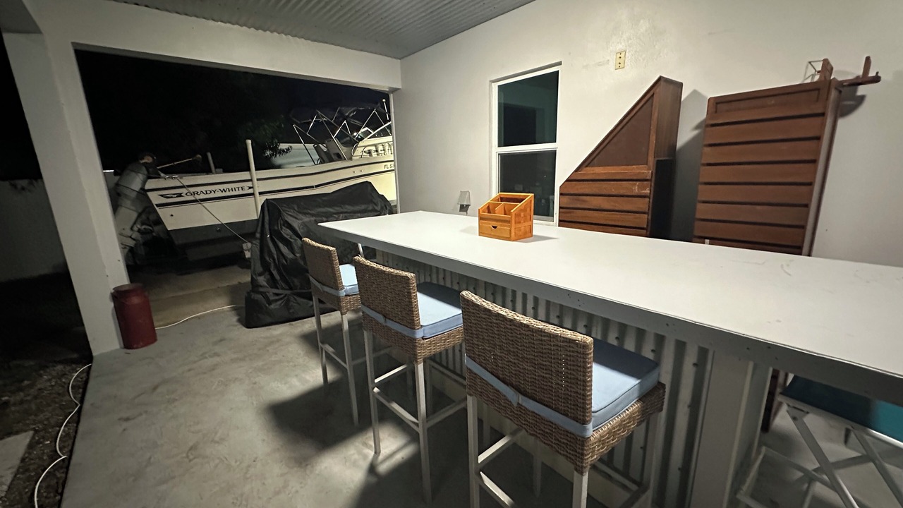 Photo of Outdoor in Lake Worth Corridor