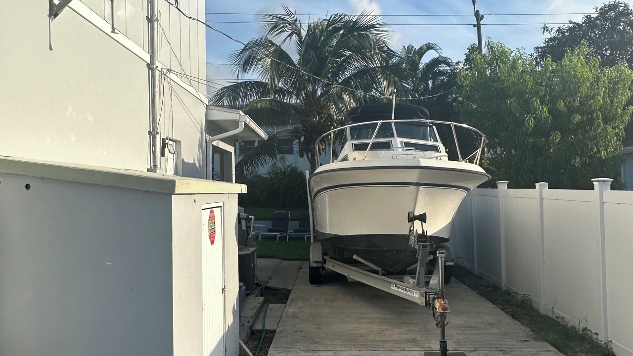 Photo of Outdoor in Lake Worth Corridor