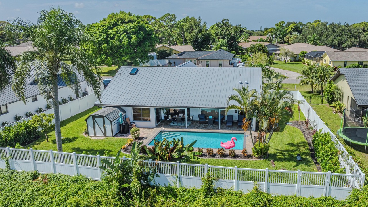 Photo of Outdoor in Lochmoor Waterway Estates