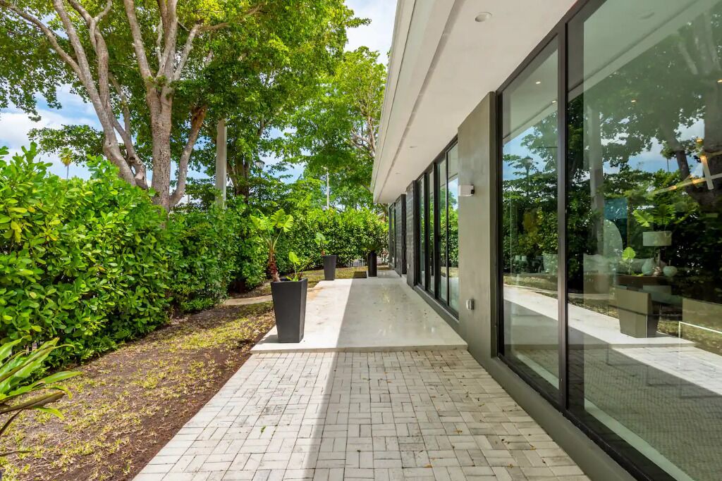 Photo of Outdoor in Northeast Miami