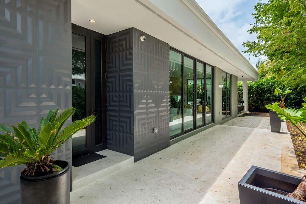 Photo of Outdoor in Northeast Miami