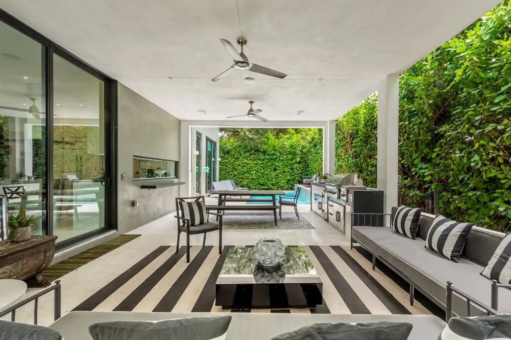 Photo of Outdoor in Northeast Miami