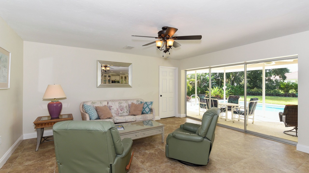 Photo of Livingroom in Laurel