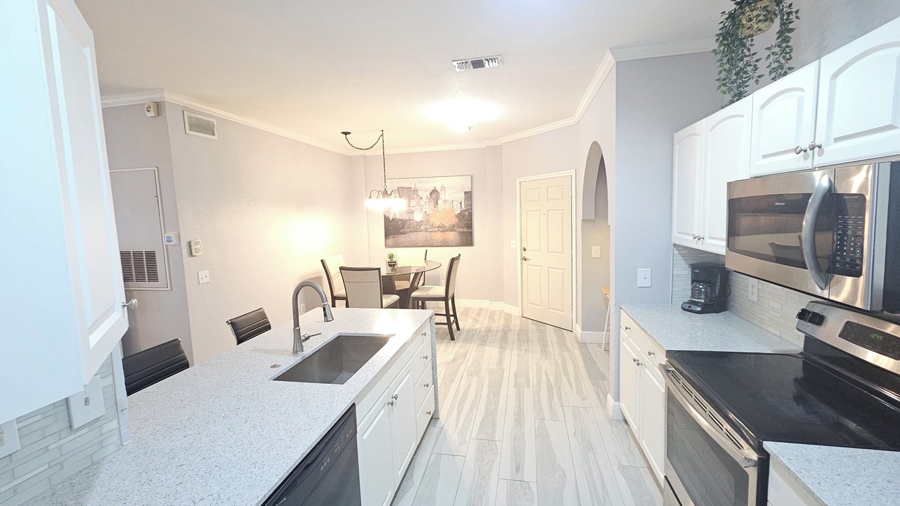 Photo of Kitchen in South Eola