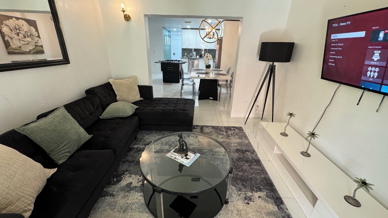 Photo of Livingroom in Overtown