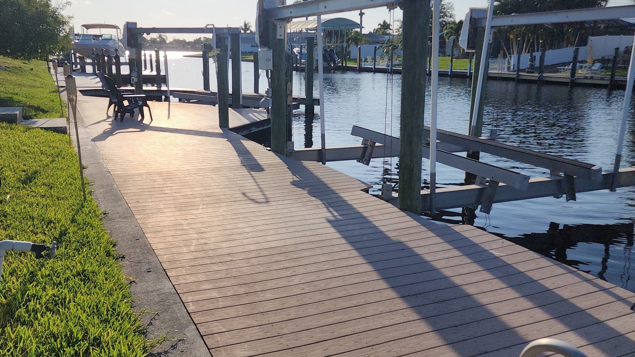 Photo of Outdoor in Lochmoor Waterway Estates